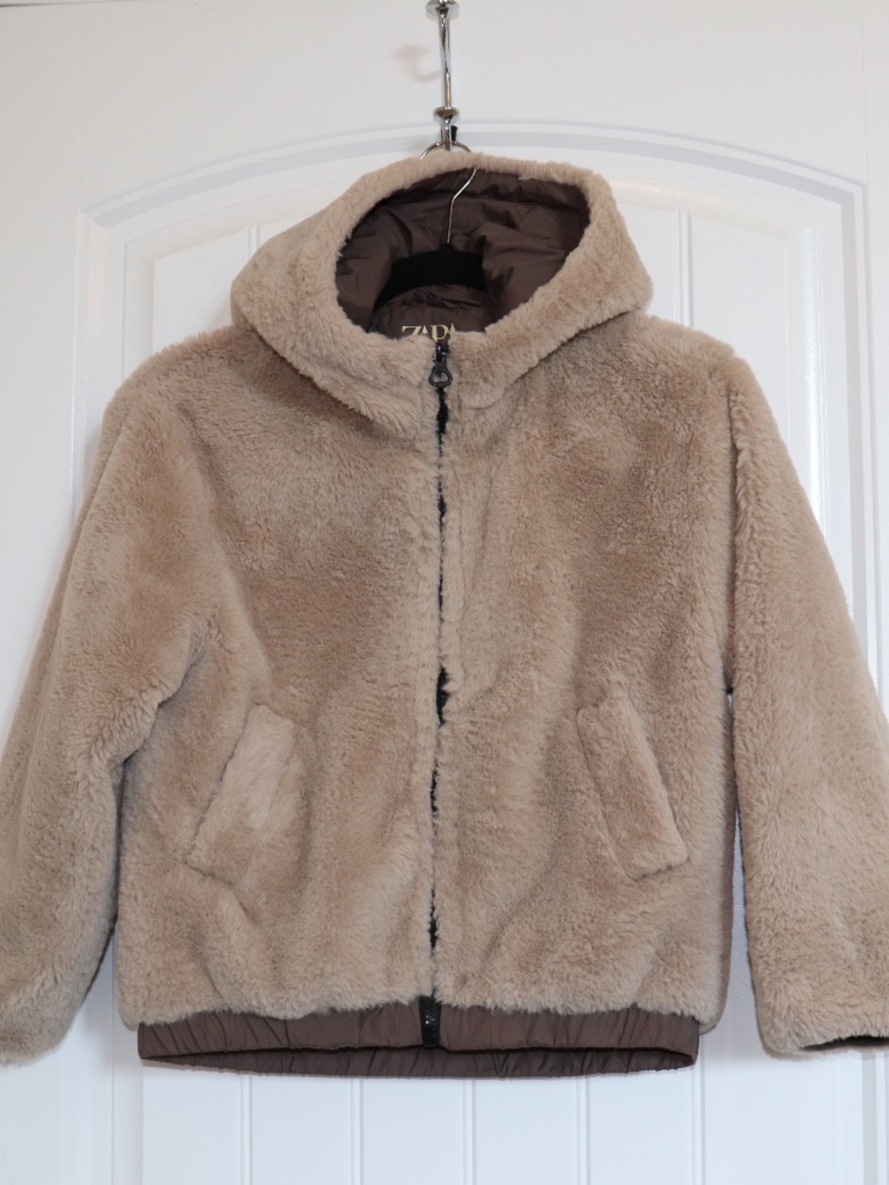 Zara girls hooded faux fur bomber jacket beige brown size 9 zipper sherpa teddy